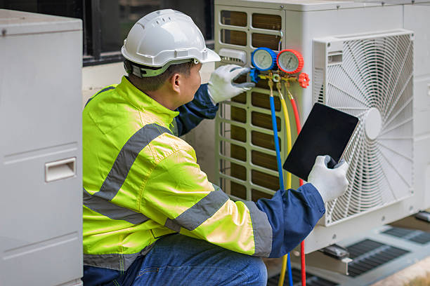 Professional Furnace Repair technician working in Walshville, IL